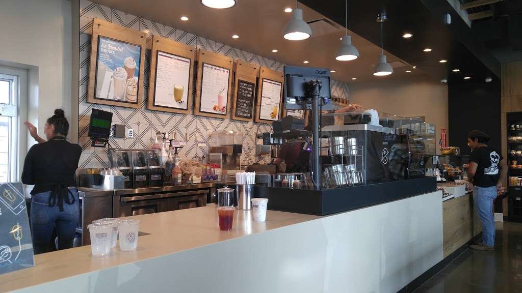 The Coffee Bean & Tea Leaf | 1877 N Riverside Ave, Rialto, CA 92376, USA | Phone: (909) 566-0363