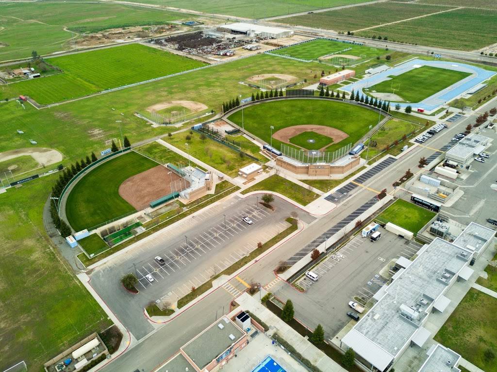 Clovis North High School | 2770 E International Ave, Fresno, CA 93730, USA | Phone: (559) 327-5000