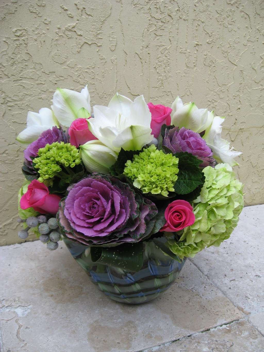 Tamaras Flower Garden | 851 SE 6th Ave #107, Delray Beach, FL 33483, USA | Phone: (561) 243-0224