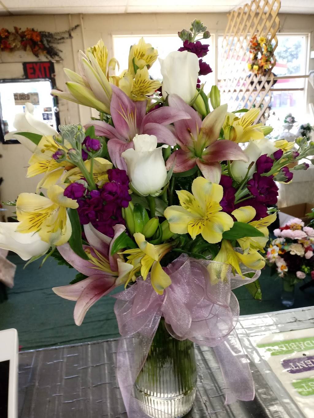 Sedge Garden Florist | 4400 Kernersville Rd, Kernersville, NC 27284, USA | Phone: (336) 784-4440