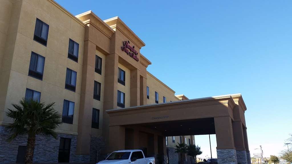 Hampton Inn & Suites Barstow | 2710 Lenwood Rd, Barstow, CA 92311, USA | Phone: (760) 253-2600