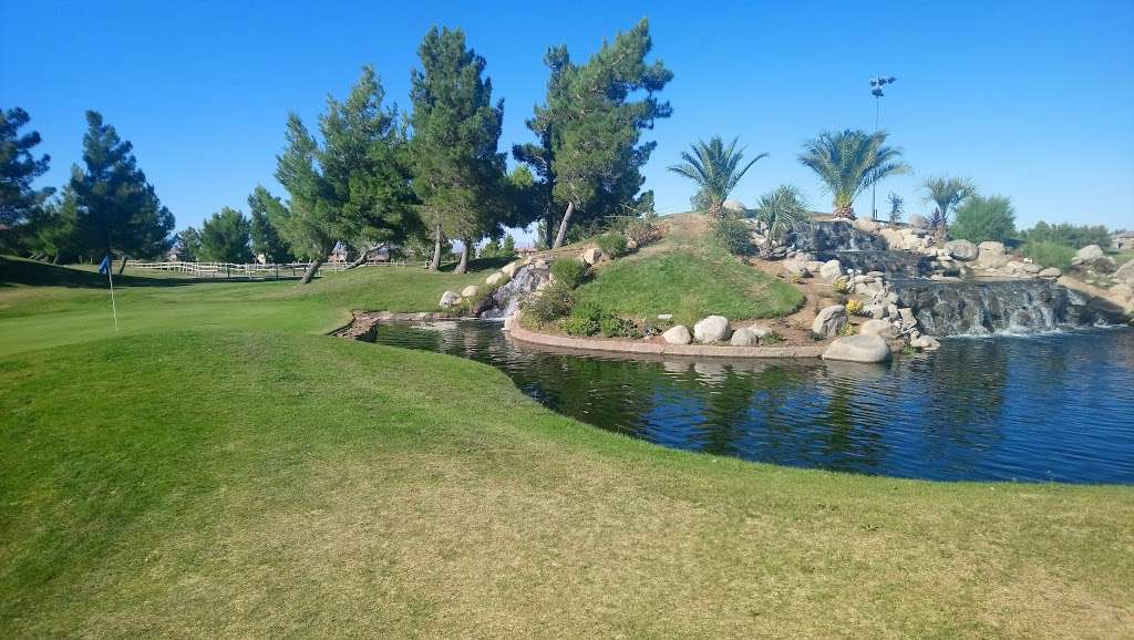 Rancho Vista Golf Course | 3905 Club Rancho Dr, Palmdale, CA 93551 | Phone: (661) 272-9903