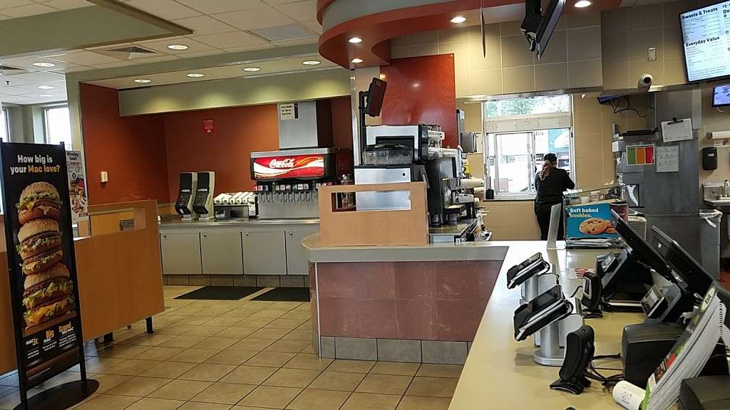 McDonalds | 13255 Jones Rd, Houston, TX 77070, USA | Phone: (281) 890-5386