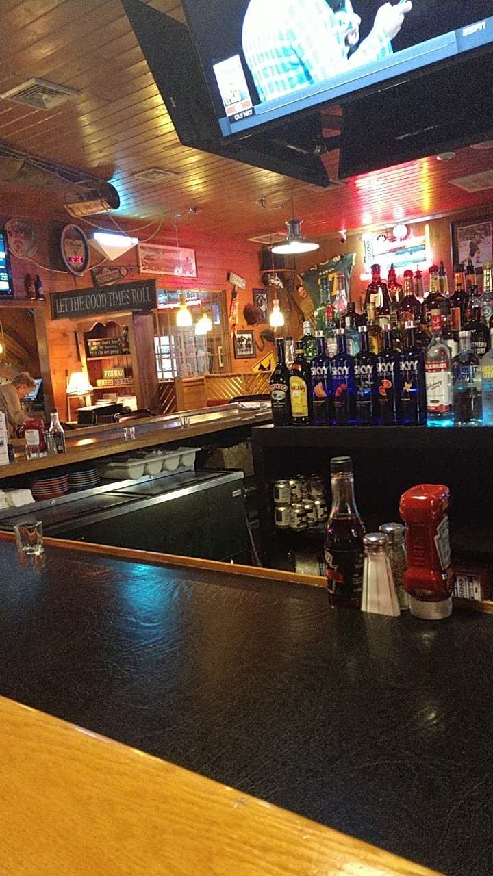 Gators Pub | 1402 Victory Hwy, North Smithfield, RI 02896, USA | Phone: (401) 769-2220