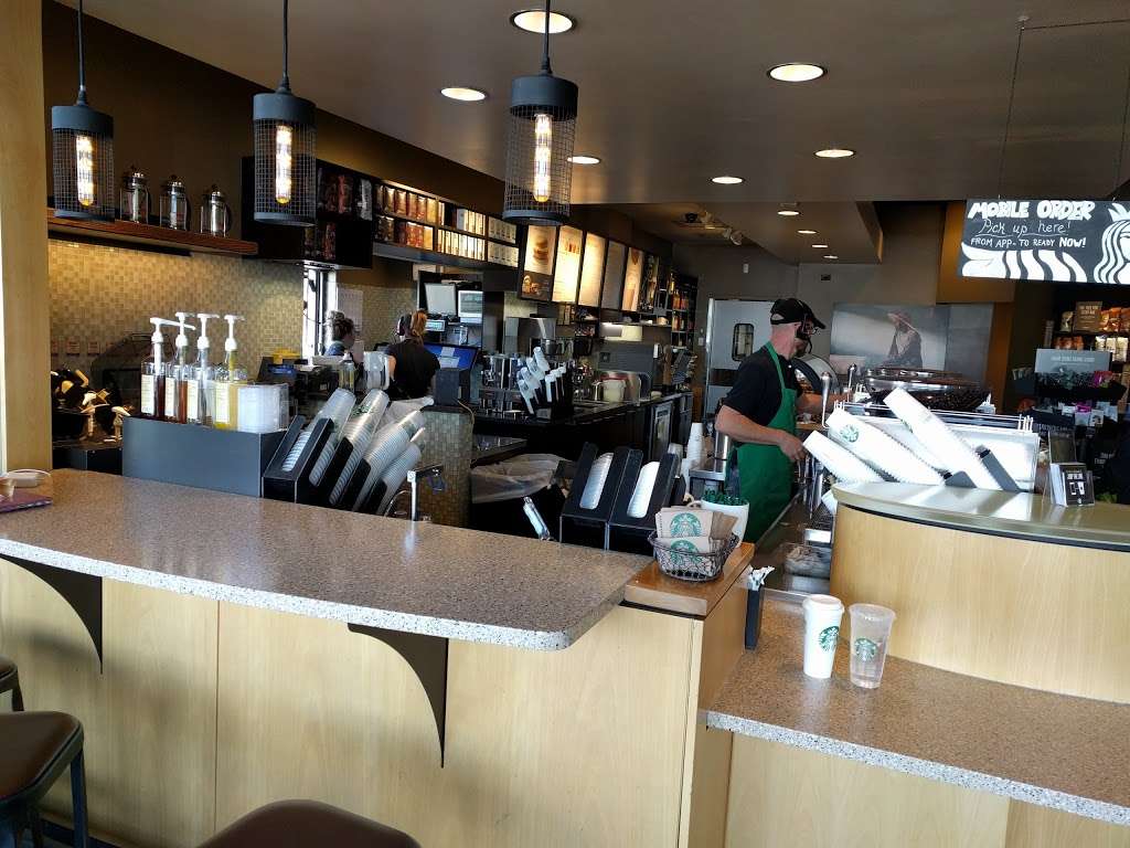 Starbucks | 4975 Kipling St, Wheat Ridge, CO 80033 | Phone: (303) 940-1138