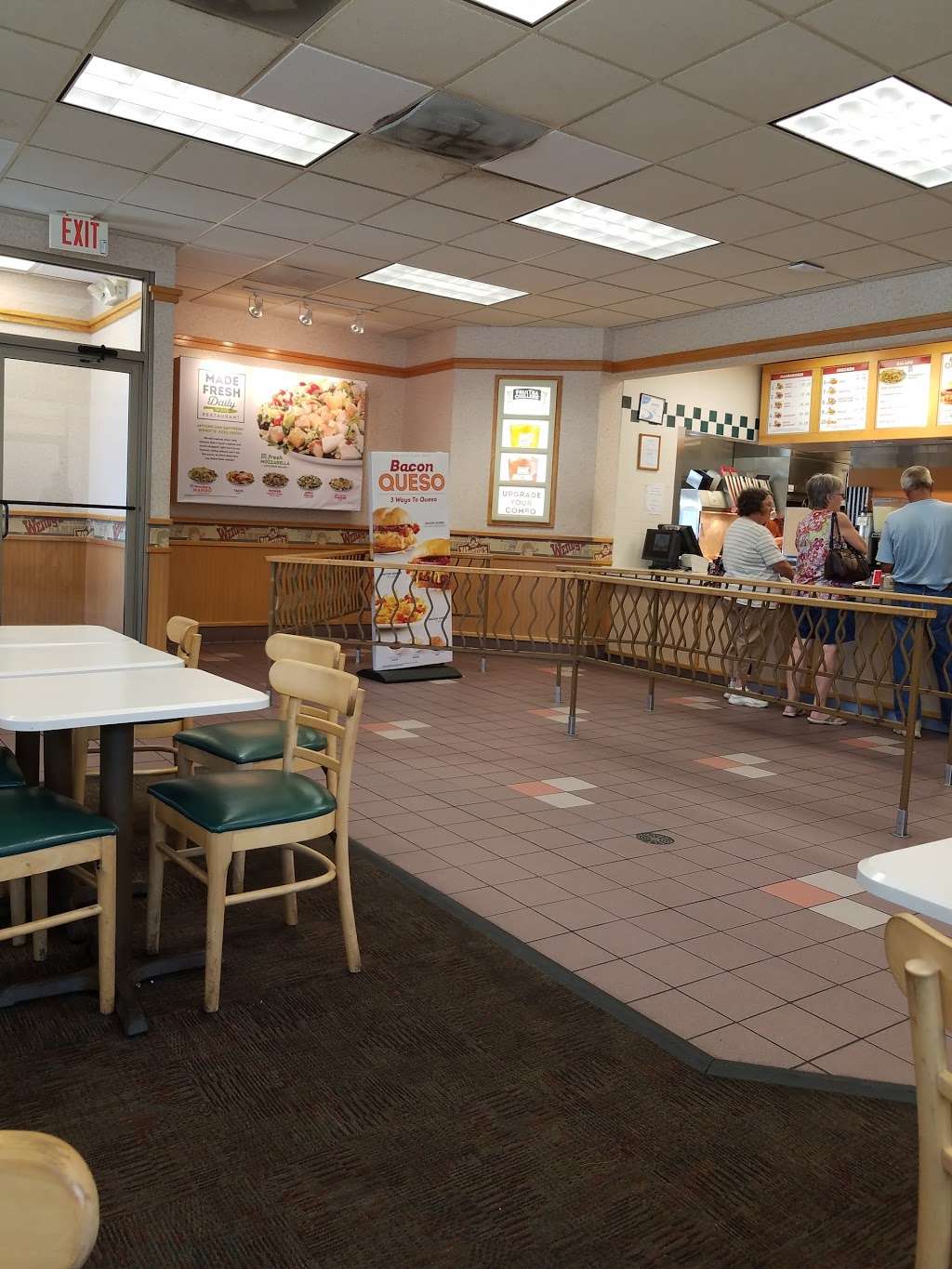 Wendys | 804 W Main St, New Holland, PA 17557, USA | Phone: (717) 354-2999