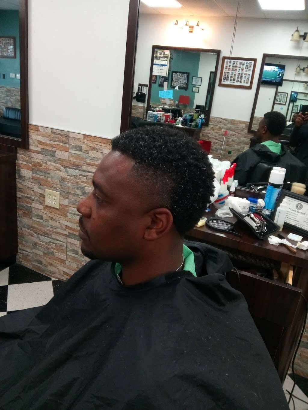 Lejays barber shop | 10928 Westheimer Rd suite a, Houston, TX 77042, USA | Phone: (832) 203-5898