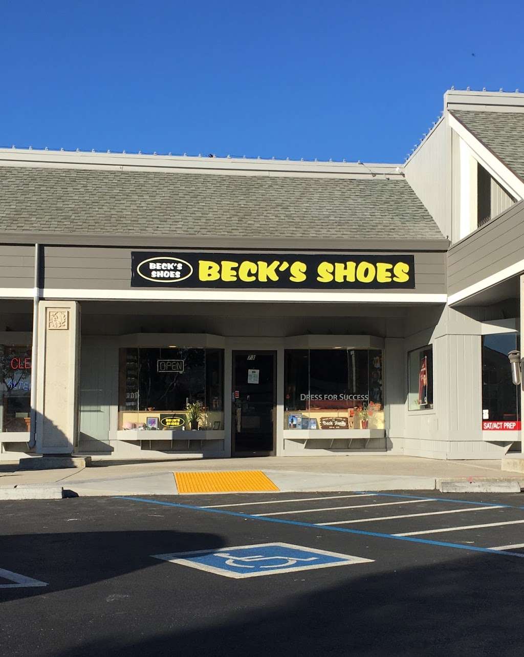 Beck's Shoes - 73 N Milpitas Blvd, Milpitas, CA 95035, USA - BusinessYab