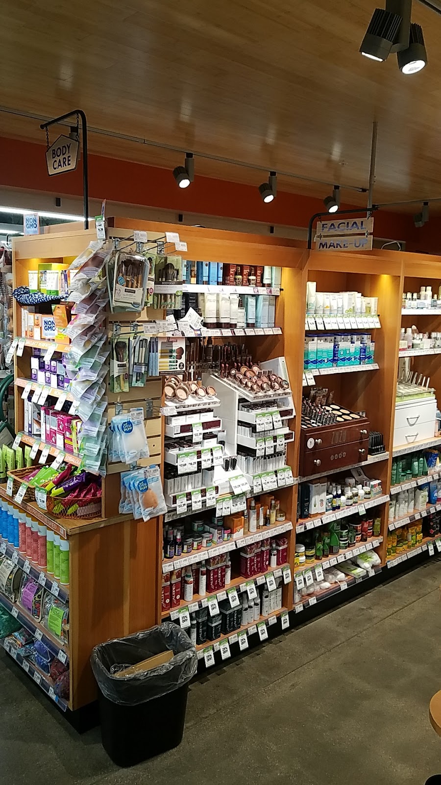 Natural Grocers | 1291 Bergen Pkwy, Evergreen, CO 80439, USA | Phone: (303) 679-9800
