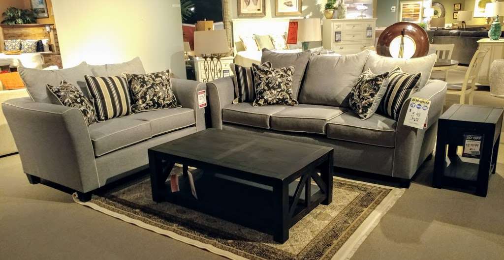 Gardiner Wolf Furniture | 1030 Baltimore Blvd, Westminster, MD 21157, USA | Phone: (410) 876-2228