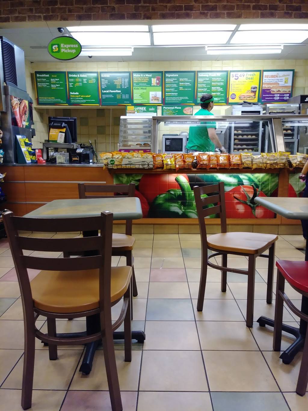 Subway | 3939 E Lake Mead Blvd, Las Vegas, NV 89115, USA | Phone: (702) 319-6688