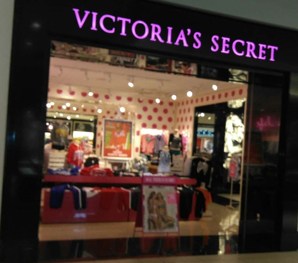 Victorias Secret & PINK | 1700 Volusia Avenue, 508, Daytona Beach, FL 32114, USA | Phone: (386) 257-3007