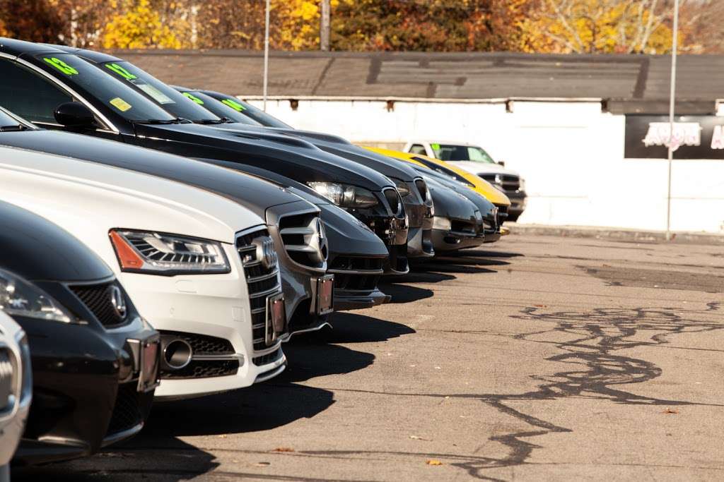 Avon Auto Brokers 109 Memorial 109 Memorial Dr, Avon, MA 02322, USA