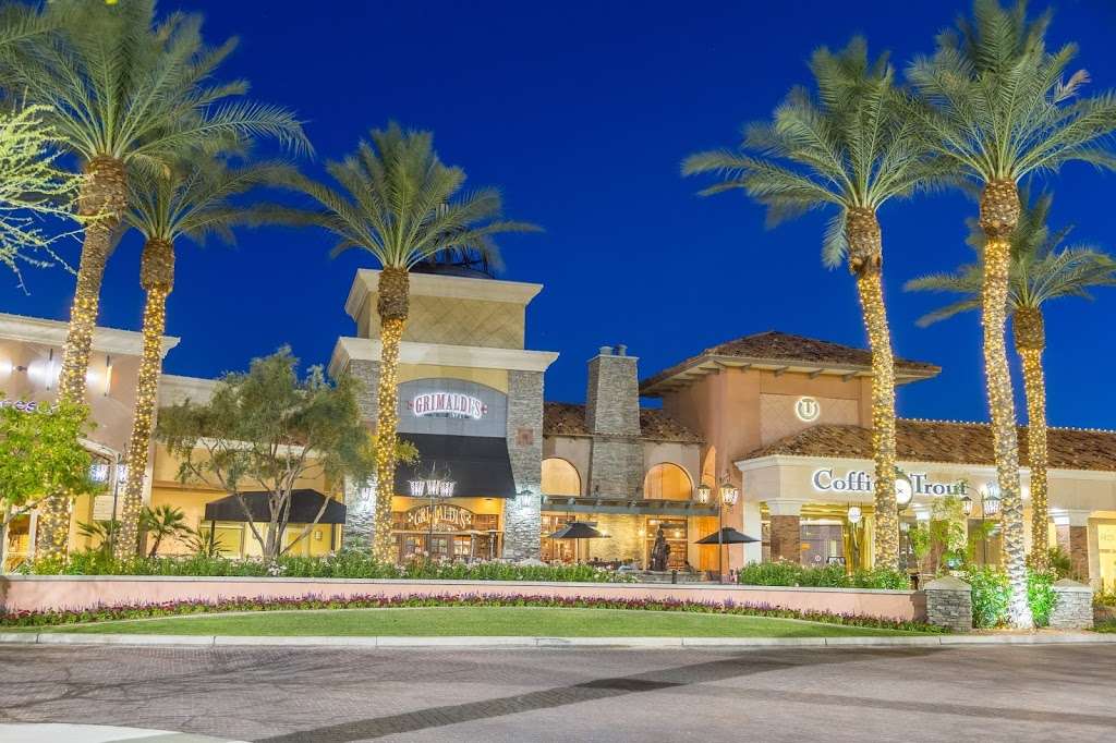 The Shoppes at Casa Paloma | 7131 W Ray Rd, Chandler, AZ 85226, USA | Phone: (415) 448-8553