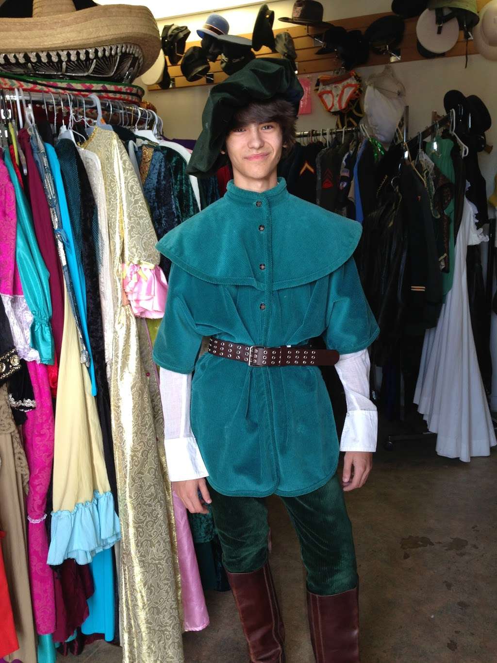 Cherrys Costumes Galore | 9200 Broadway, San Antonio, TX 78217, USA | Phone: (210) 685-5337