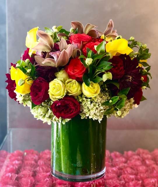 Rendezvous Flowers | 7961 W 3rd St, Los Angeles, CA 90048 | Phone: (323) 653-4166