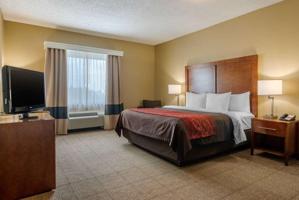 Comfort Inn Dfw Airport North | 5000 W John Carpenter Fwy, Irving, TX 75063 | Phone: (972) 929-5757