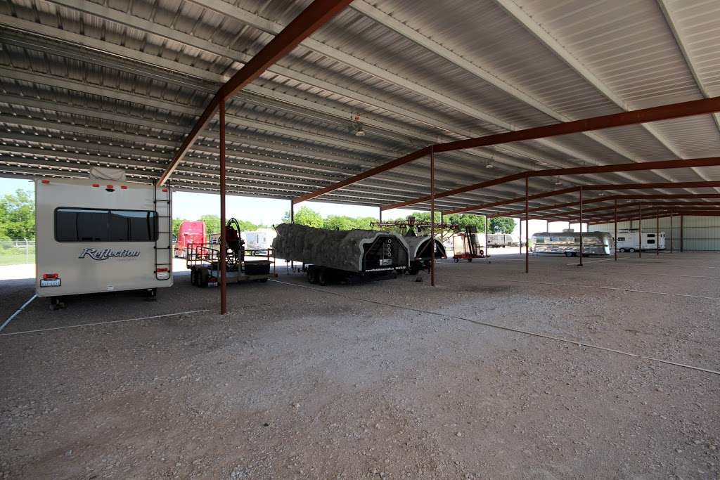 Texas 36 storage | 11801 TX-36, Needville, TX 77461, USA | Phone: (281) 495-2310