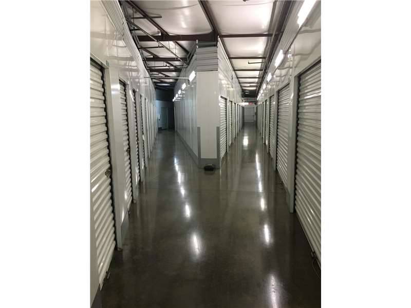 Extra Space Storage | 18777 Bloomington Ave, Bloomington, CA 92316, USA | Phone: (909) 562-0502