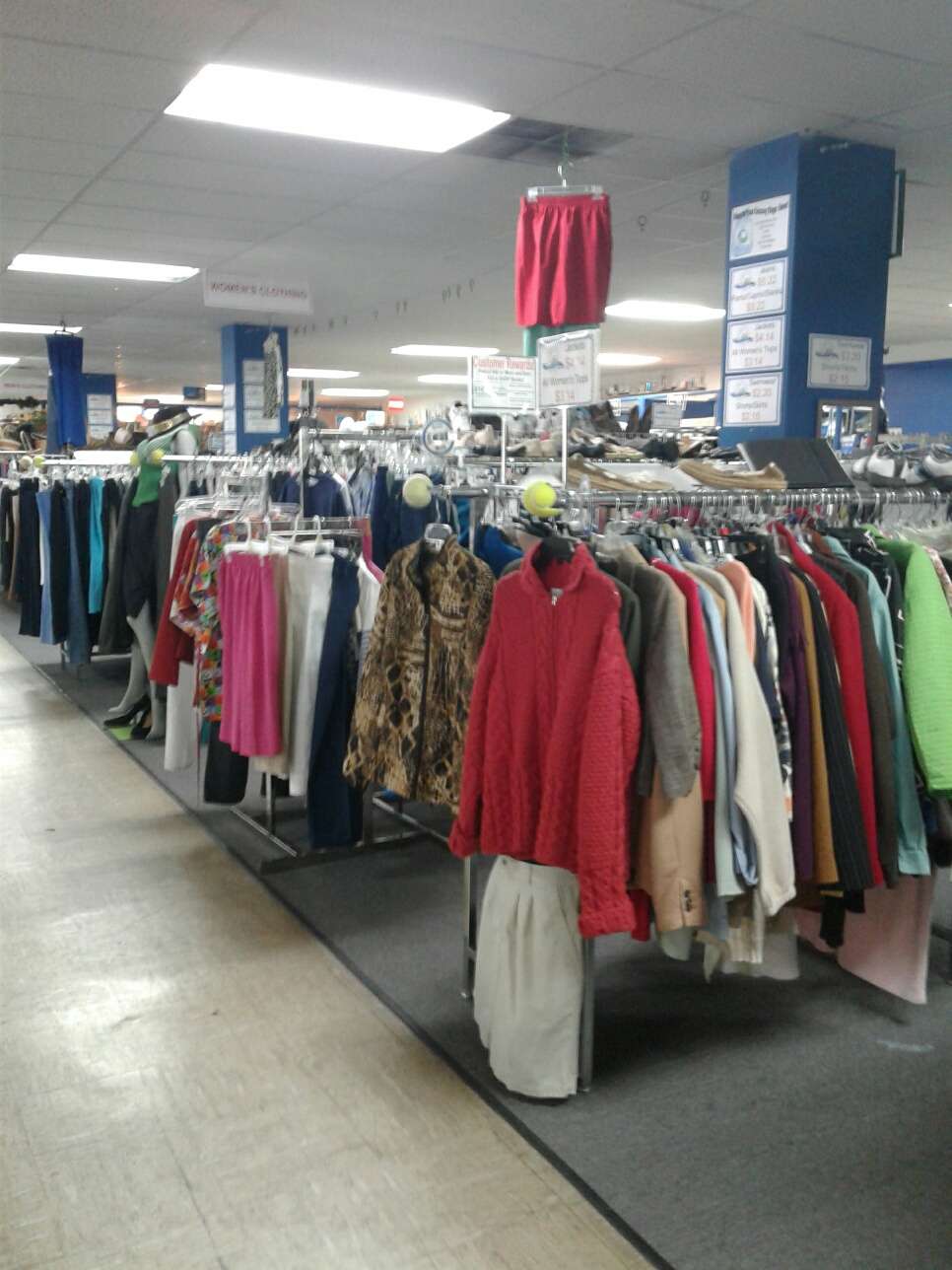 St. Vincent de Paul Thrift Store Apopka | 770 S Orange Blossom Trail, Apopka, FL 32703 | Phone: (407) 886-0940