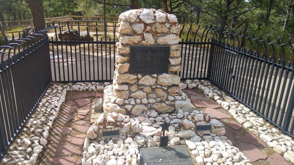The Buffalo Bill Museum and Grave | 987 1/2 Lookout Mountain Rd, Golden, CO 80401, USA | Phone: (720) 865-2160