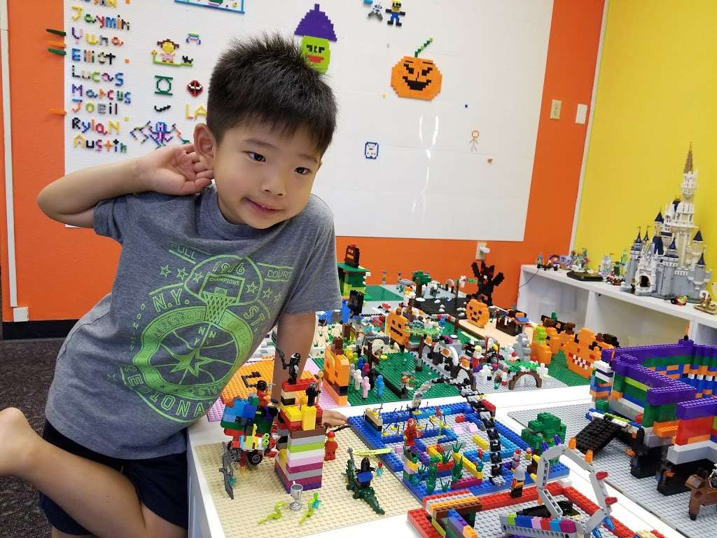 Brick-× Lego Edcation | United States, California, Torrance, Sepulveda Blvd, suite 300 | Phone: (310) 800-3332