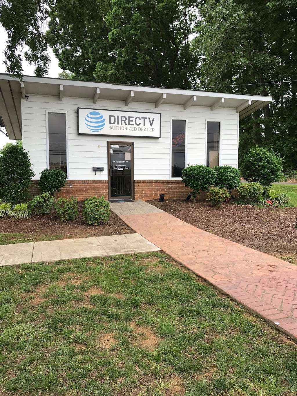 DIRECTV Authorized Dealer | 915 River Hwy Suite A, Mooresville, NC 28117 | Phone: (704) 360-7111