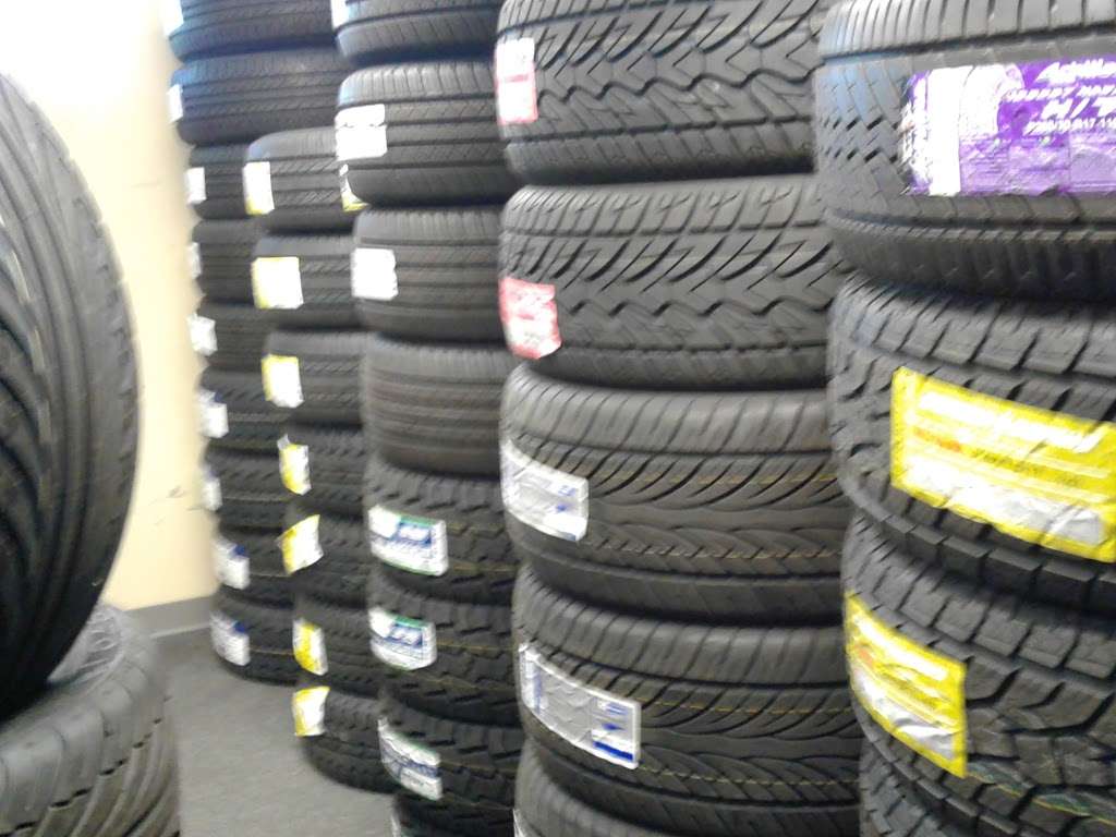 North Dallas Tire Shop | 9827 Denton Dr, Dallas, TX 75220, USA | Phone: (214) 654-0086