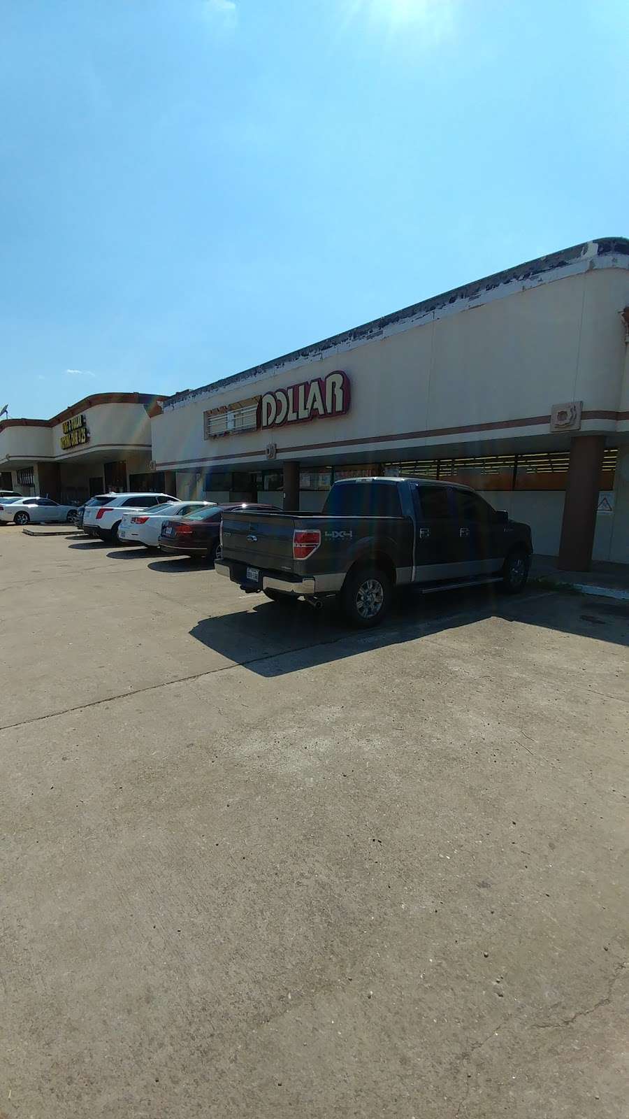 Family Dollar | 2190 Texas Pkwy, Missouri City, TX 77489, USA | Phone: (281) 499-2440