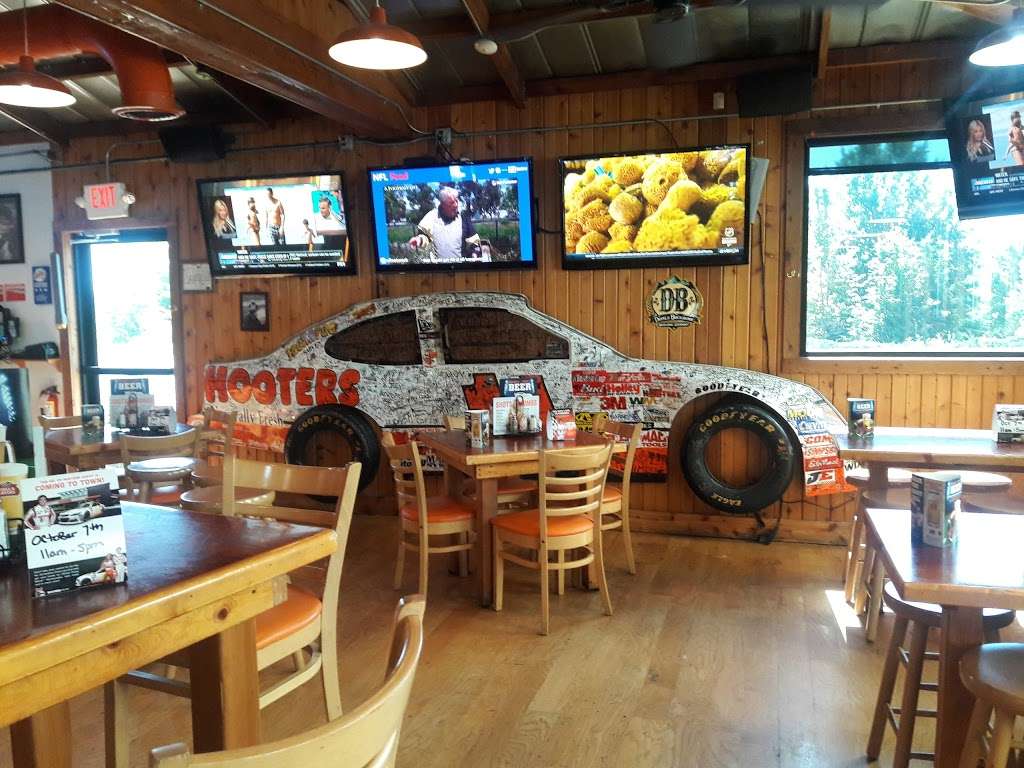 Hooters | 132 Gallery Center Dr, Mooresville, NC 28117, USA | Phone: (704) 663-5398