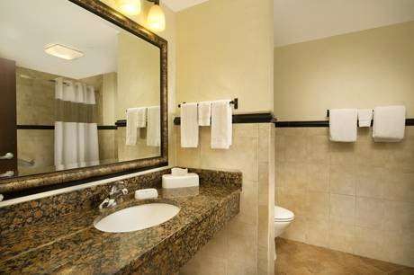 Drury Inn & Suites San Antonio Near La Cantera Pkwy | 15806 I-10, San Antonio, TX 78257, USA | Phone: (210) 696-0800