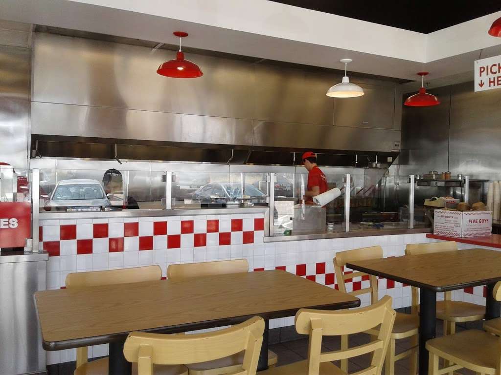 Five Guys | 859 TX-121, Lewisville, TX 75067, USA | Phone: (972) 315-8601