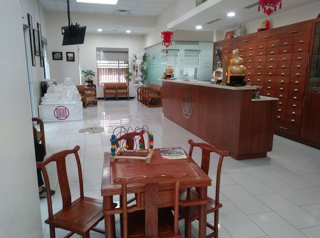 Nha Thuoc Xuan Thao Duong - Chinese Herbal Center | 2070 Antoine Dr, Houston, TX 77055, USA | Phone: (713) 956-1418