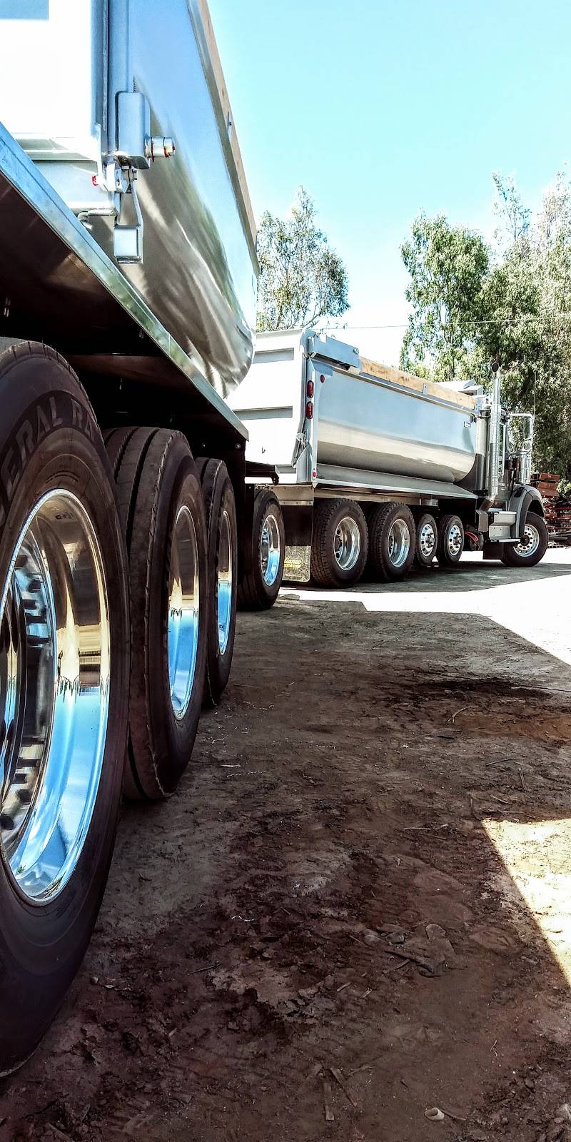 Cozad Trailers Sales LLC | 4907 Waterloo Rd, Stockton, CA 95215, USA | Phone: (209) 931-3093