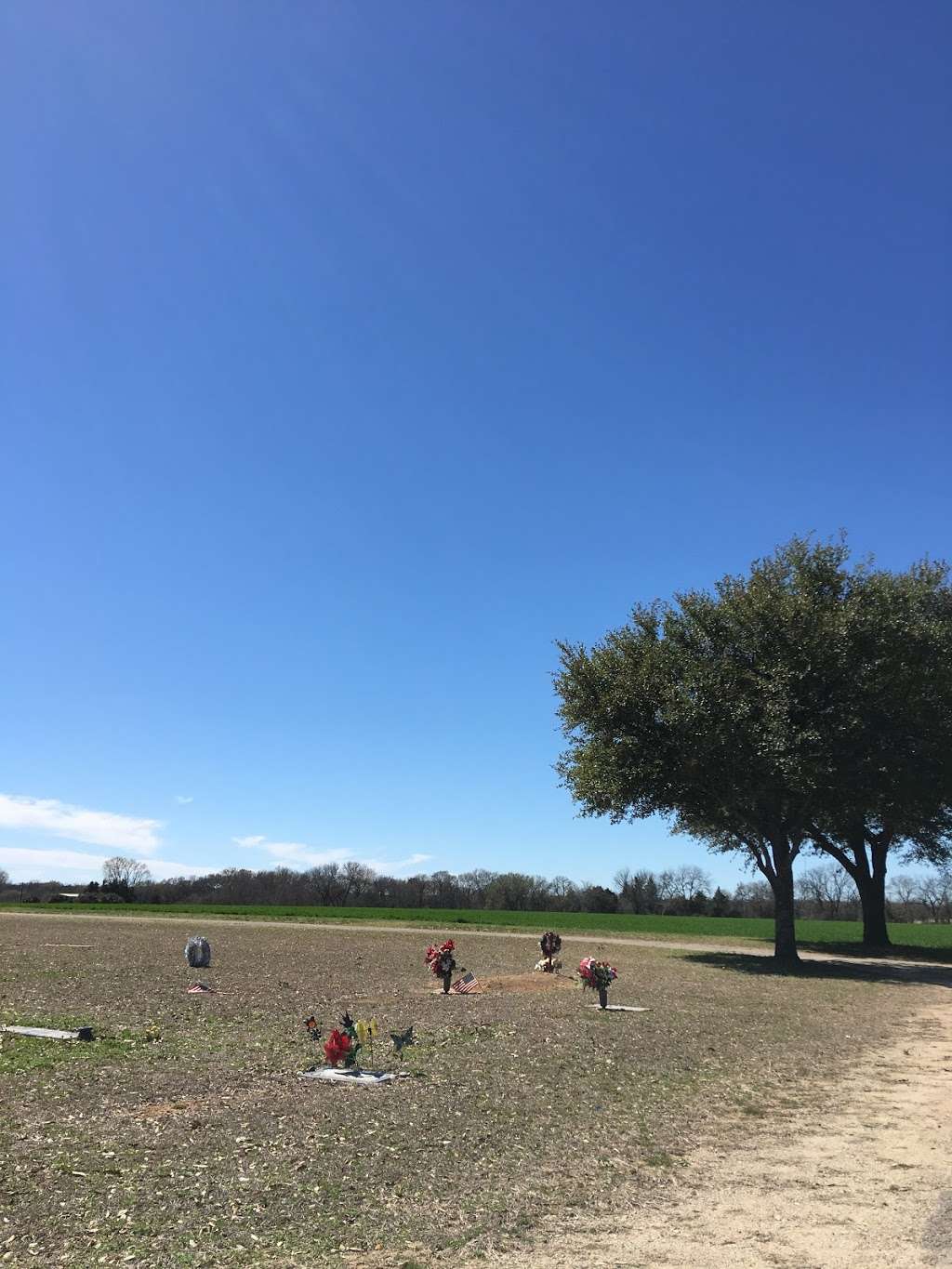 Edgewood Cemetery | Nokomis Rd, Lancaster, TX 75146, USA