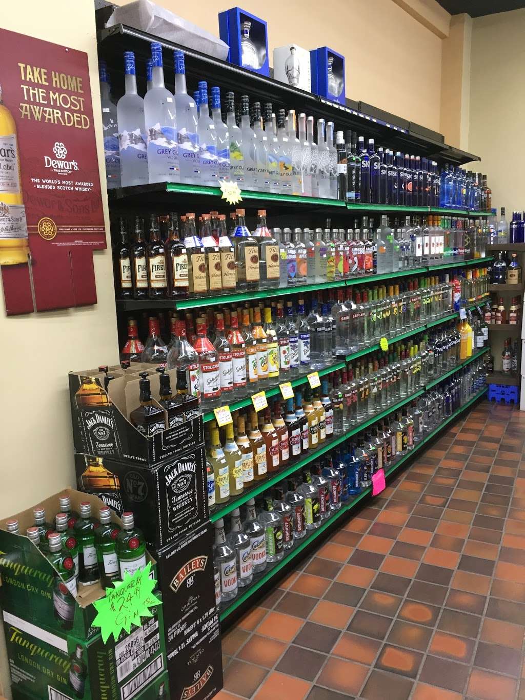 Atlantic Market Liquors | 243 Atlantic St 247 Unit 1, Quincy, MA 02171 | Phone: (617) 481-2730