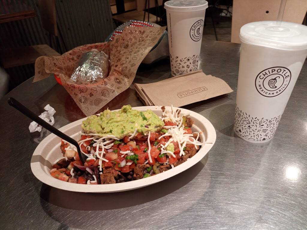 Chipotle Mexican Grill | 3475 Las Vegas Blvd S, Las Vegas, NV 89109, USA | Phone: (702) 836-0804