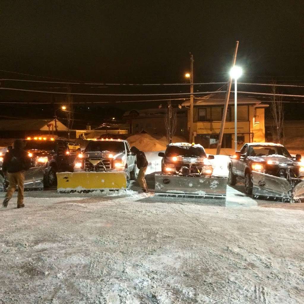 24/7 Snow Plowing | 45 Industrial Rd #106, Cumberland, RI 02864 | Phone: (401) 749-8020