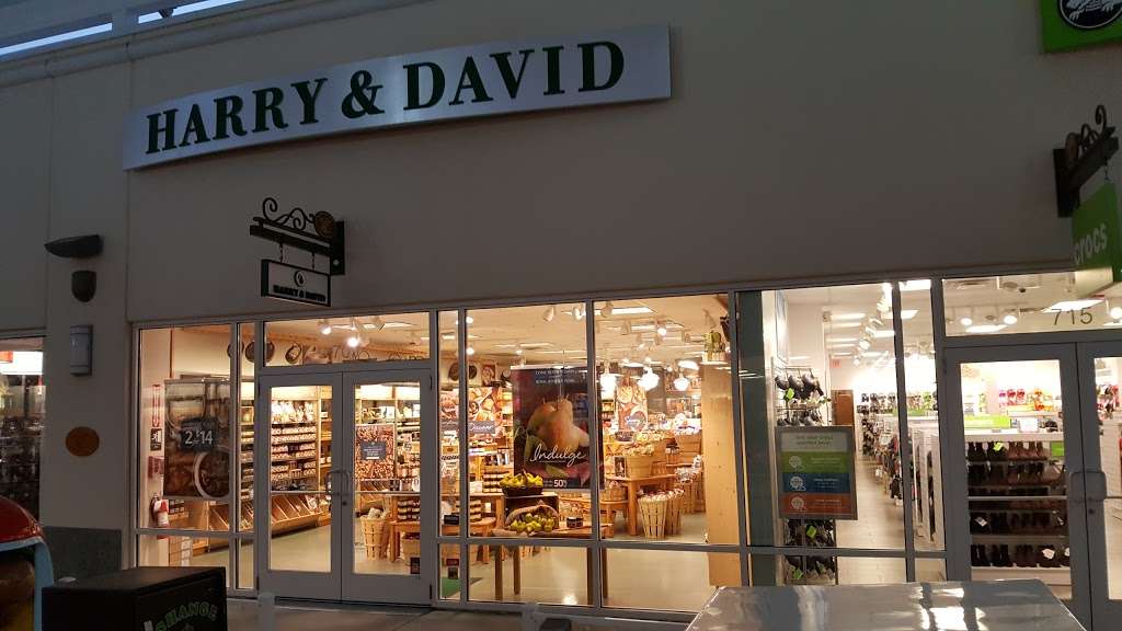 Harry & David | 18 Lightcap Rd Ste 709, Pottstown, PA 19464 | Phone: (610) 323-0305