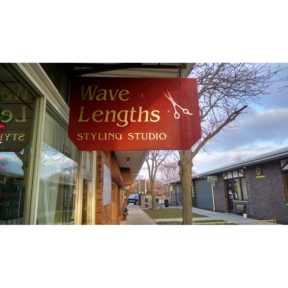 Wave Lengths Styling Studio | 221 Winchester Ct, Wilmington, IL 60481, USA | Phone: (815) 476-9181