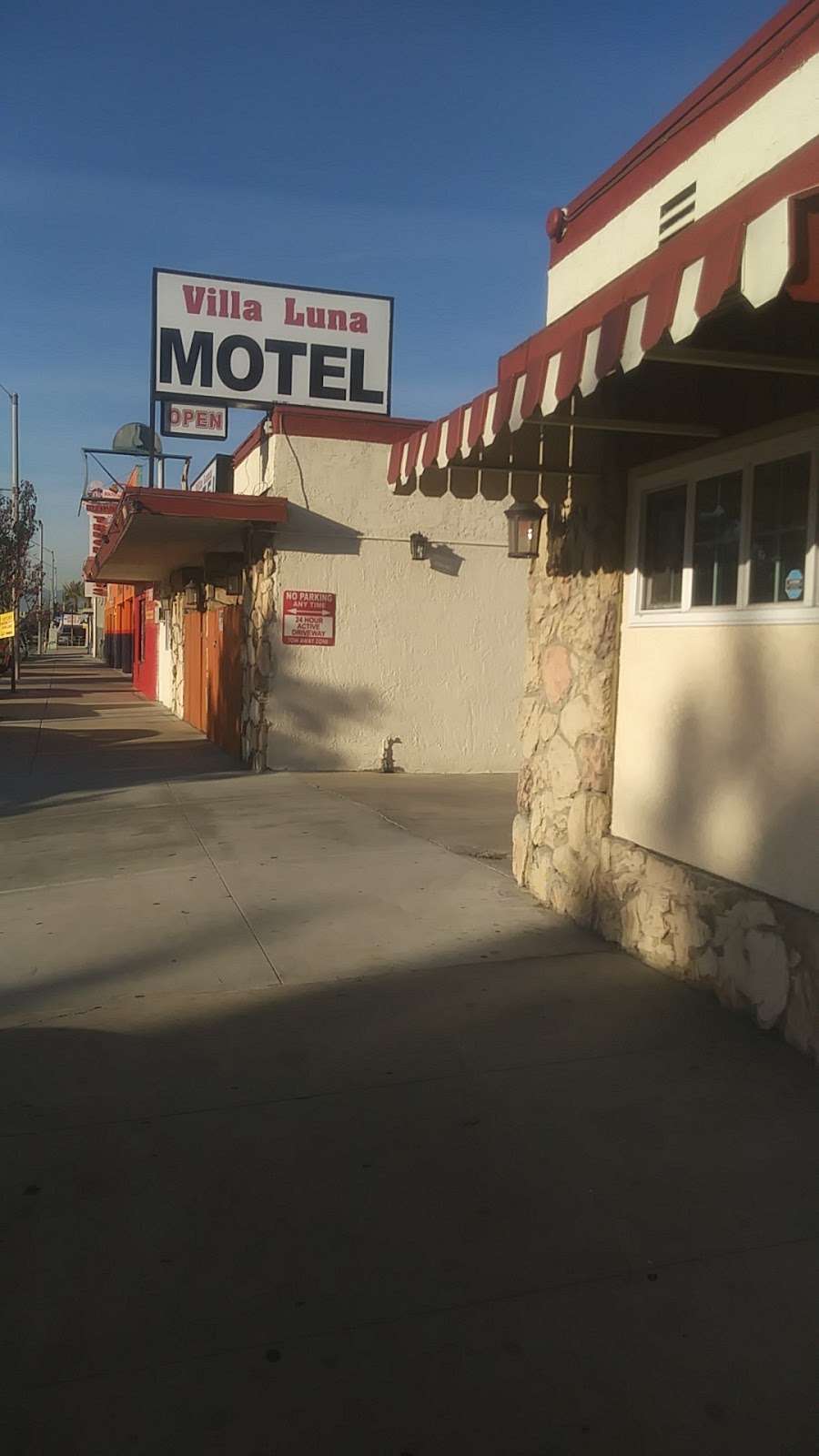 Villa Luna Motel | 10250 Atlantic Ave, South Gate, CA 90280, USA