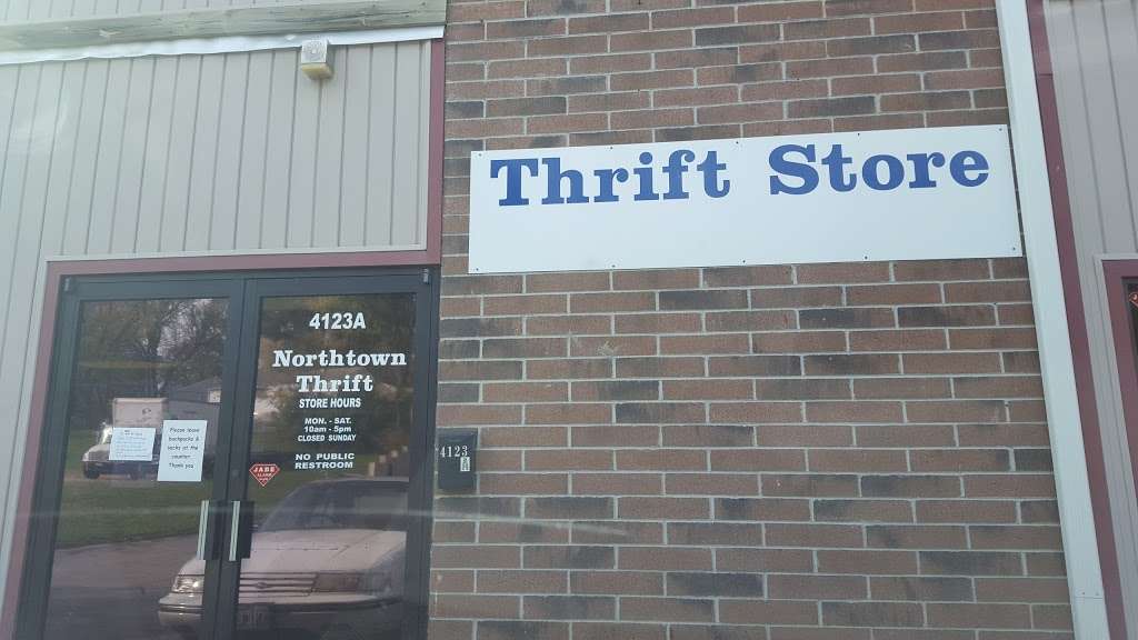 Northtown Thrift | 4123 N Oak Trafficway, Kansas City, MO 64116, USA | Phone: (816) 459-9989