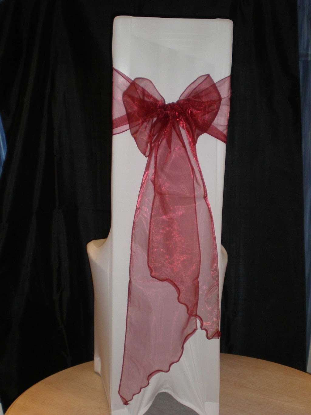 Chair Covers by Louise | 2 Farriers, Great Amwell, Ware SG12 9TL, UK | Phone: 07738 570321