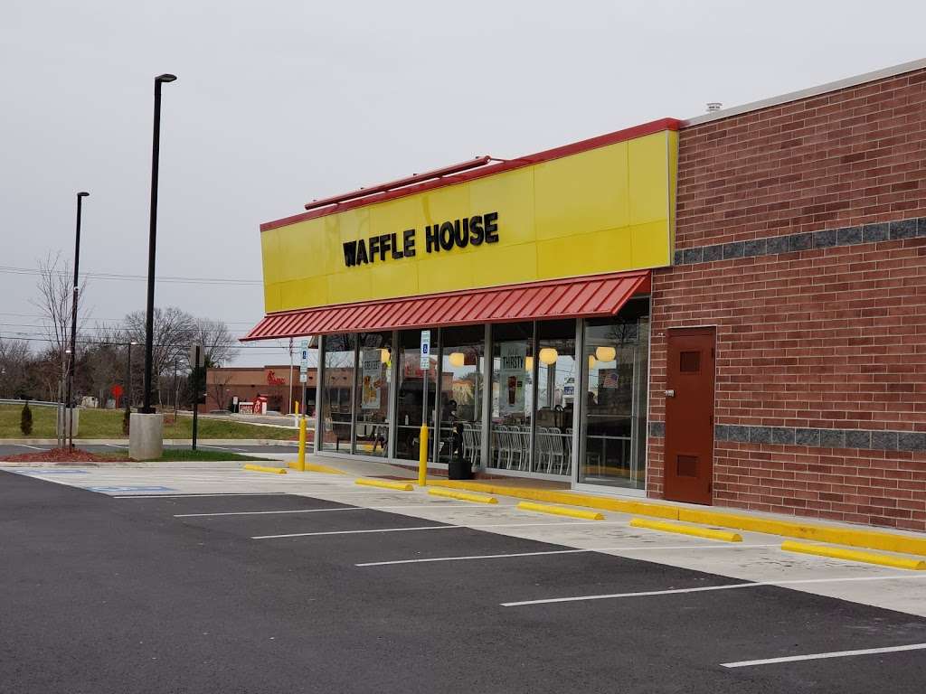 Waffle House | Celebrate Virginia Pkwy, Fredericksburg, VA 22406, USA | Phone: (540) 426-9629