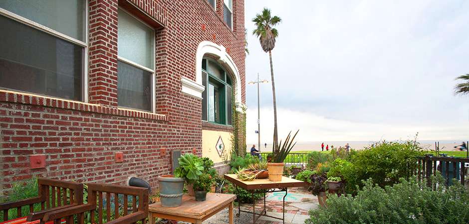 Phoenix House - Venice Beach | 503 Ocean Front Walk, Venice, CA 90291, USA | Phone: (818) 686-3100