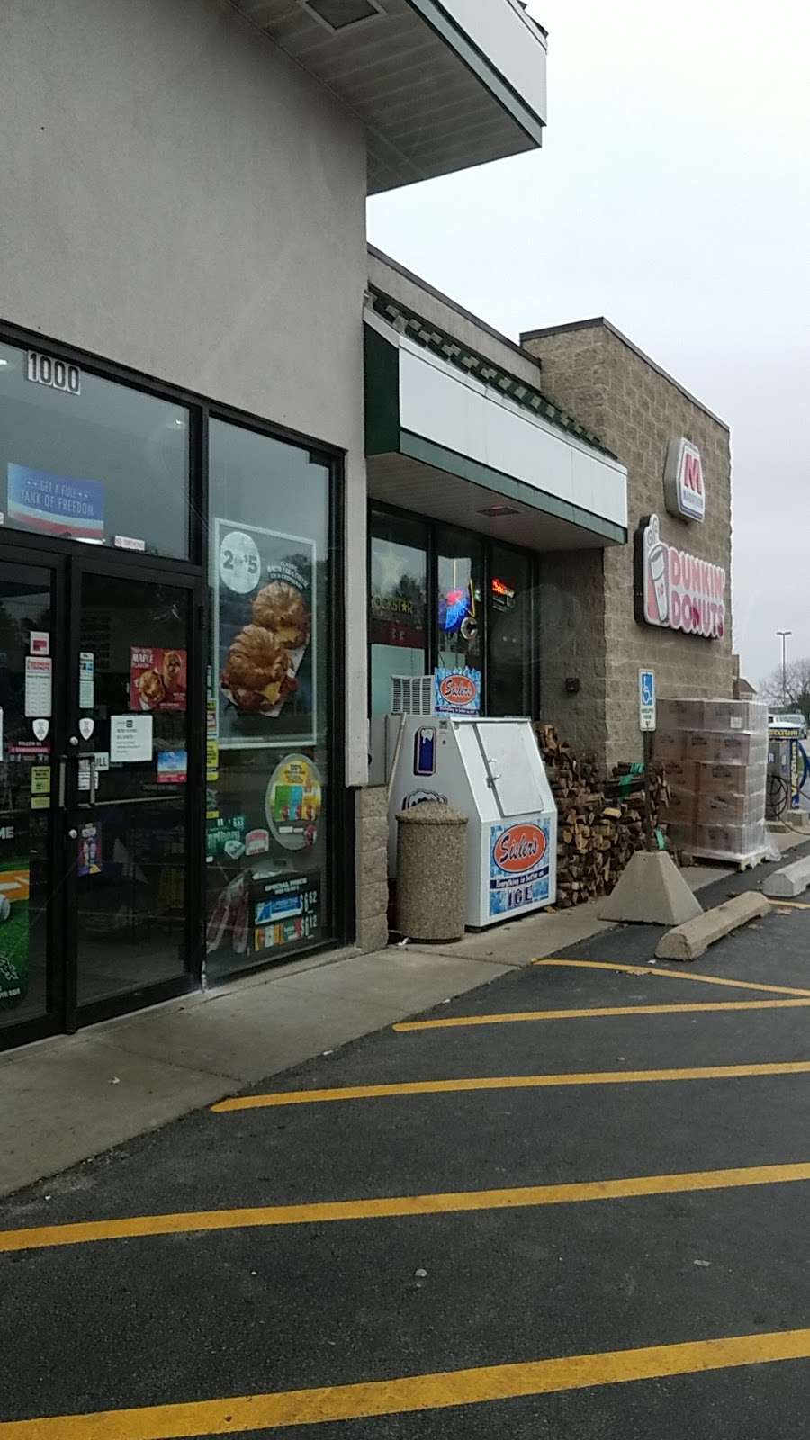 Dunkin | 1000 S State St, Hampshire, IL 60140, USA | Phone: (847) 683-7180