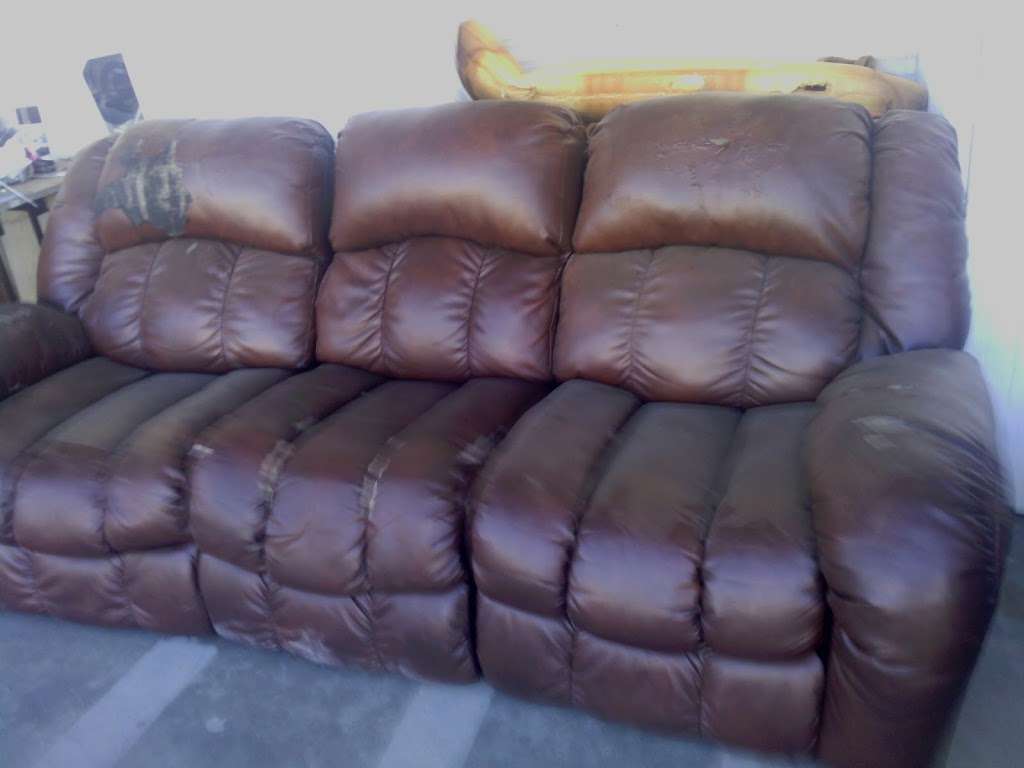 Trinidadss Mobile Complete Upholstery | 1753 Topaz Dr, Perris, CA 92571, USA | Phone: (951) 349-7087