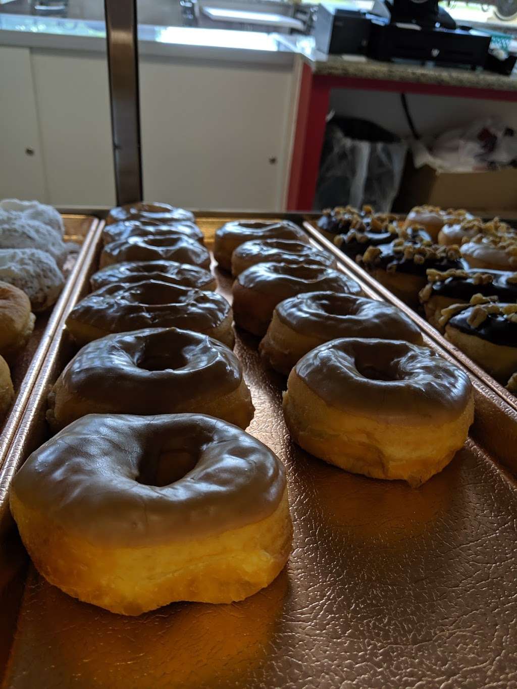 Shipley Do-Nuts | 518 E Davis St, Conroe, TX 77301, USA | Phone: (936) 521-6986