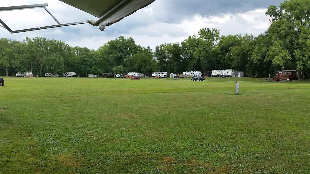 Lake Alexander Campground | 12799 IL-114, Momence, IL 60954, USA | Phone: (815) 472-4171