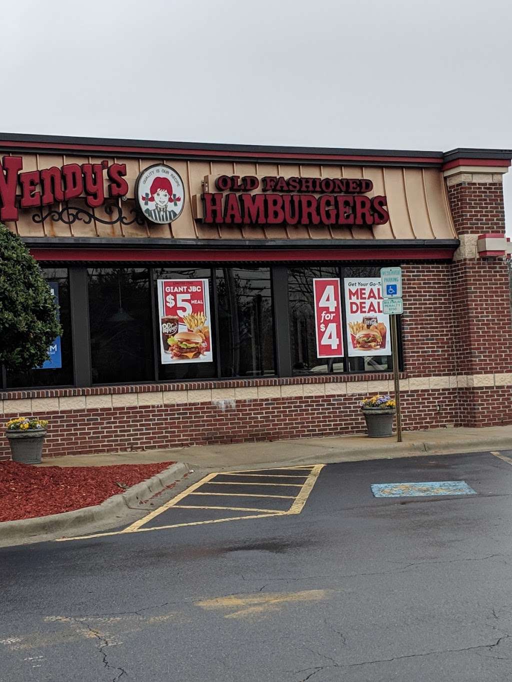 Wendys | 103 E Main St, Locust, NC 28097, USA | Phone: (704) 888-8602